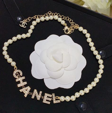 chanel life ring necklace